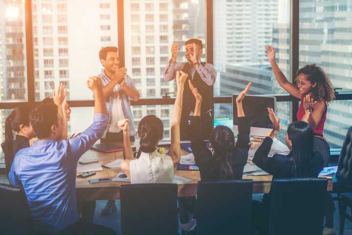 4 Ways Employees Can Improve Employee Engagement