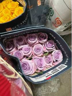 Geny's Wholesale Flowers