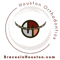 Houston Orthodontics - Mauricio Arguello, DDS, MS Logo