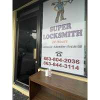 Super locksmith Logo