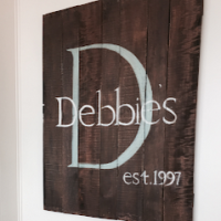 Debbie's Restaurant & Pie Shoppe Logo