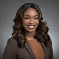 Miranda Miller - Memphis Community Lending Specialist | Trustmark Logo