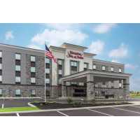 Hampton Inn & Suites Xenia Dayton Logo