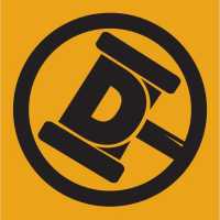 Los Defensores Logo