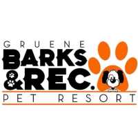Gruene Barks and Rec Boarding and Grooming Logo