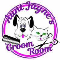 Aunt Jayne's Groom Room Logo