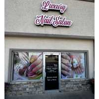 Luxury Nails in durant Logo