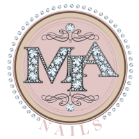 Mia Nails and Spa Logo