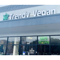 Trendy Vegan Logo