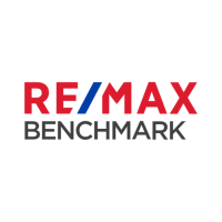 RE/MAX Benchmark Logo