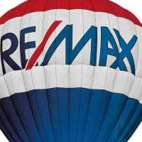 Stephanie Williams, RE/MAX Select - Real Estate agent Logo