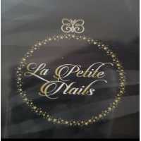 La Petite Nails, LLC Logo