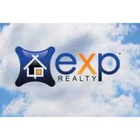Lisa Labelle | eXp Realty Logo