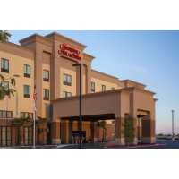 Hampton Inn & Suites El Paso/East Logo