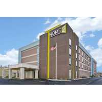 Home2 Suites by Hilton Columbus Airport East Broad Logo