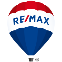 Adargisa (Isa) Medina, Realtor - REMAX Real Estate Professional Logo