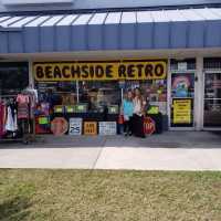 Beachside Retro & Records Logo