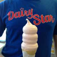 Dairy Star Ice Cream of Lincolnwood Logo