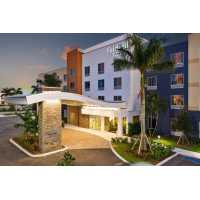 Fairfield Inn & Suites by Marriott Deerfield Beach Boca Raton Logo