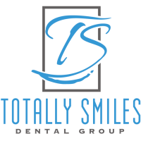 TotallySmiles Dental Group Logo