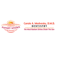 Sunset Smiles Logo