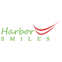 Harbor Smiles / Dental care: Huntington Beach Logo