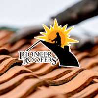 Pioneer Roofers Logo