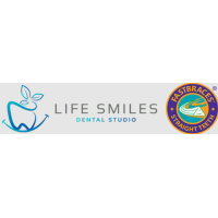 Life Smiles Dental Studio Logo