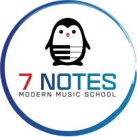 7 Notes - Authorized Yamaha Music School Logo
