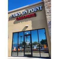 Paws on Point dog grooming Logo