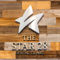 Star 28 Dental Clinic Logo
