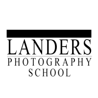 Landers Photography School Logo