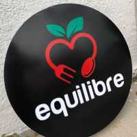 Equilibre Healthy Food Logo