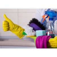 P&M Commercial Cleaning Services LLC Logo