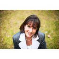 Patti Hollums, Realtor Associate - Kelvie Cleverdon