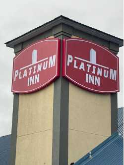 Platinum Inn Pasadena / Deer Park Area