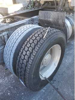 Hernandez tire & truck service llc